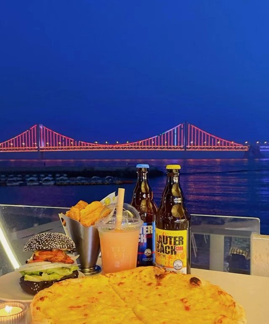 성해광장 바다뷰 카페